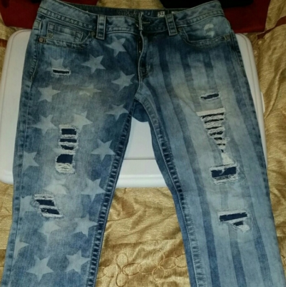 Miss Me American Spirit Mid Rise Skinny Jeans